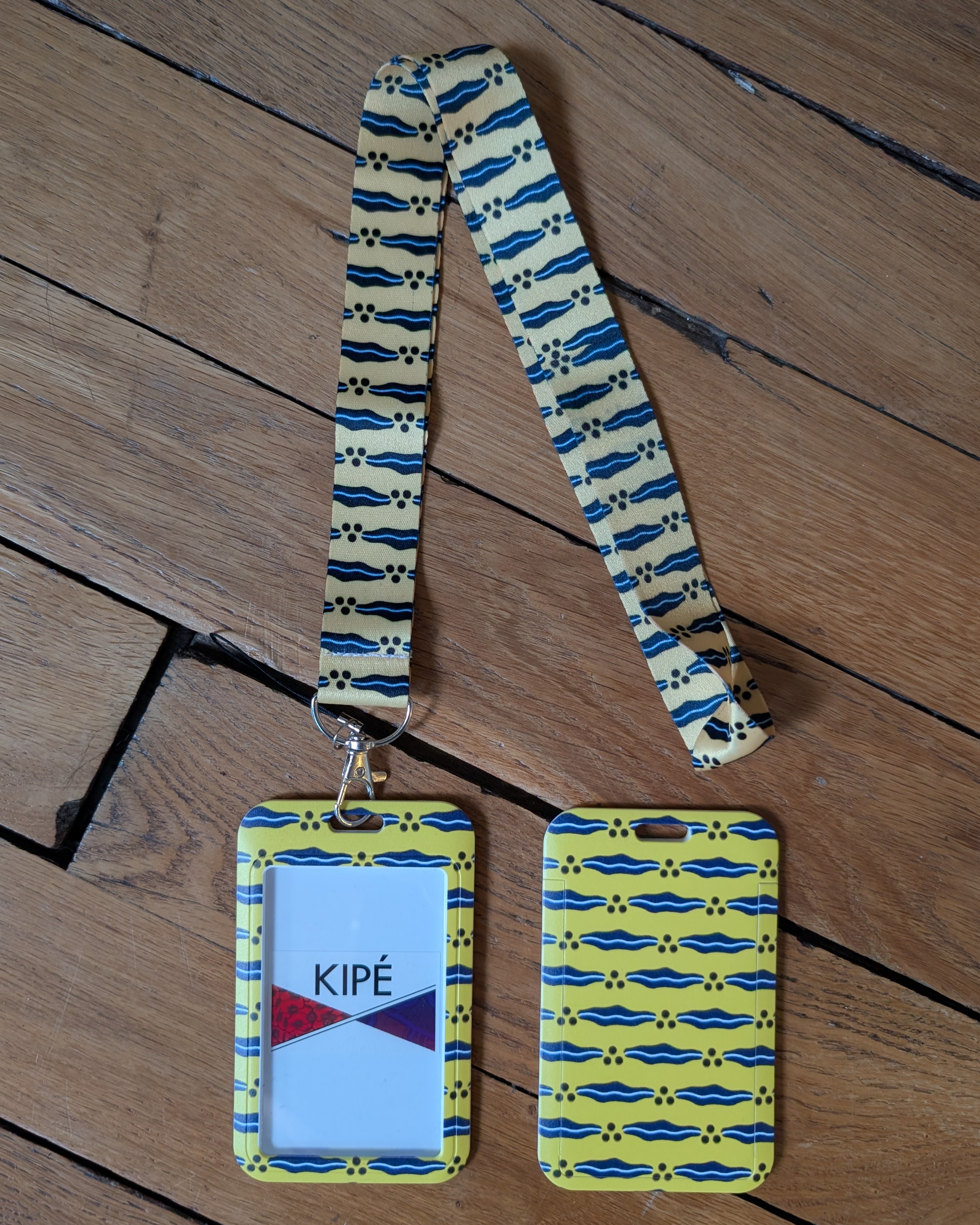 Porte-carte avec cordon - Motif Wax – Image 4